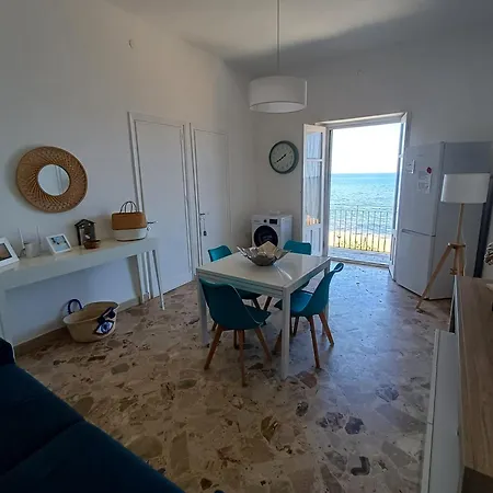 Nyaraló Le Due Conchiglie Carini